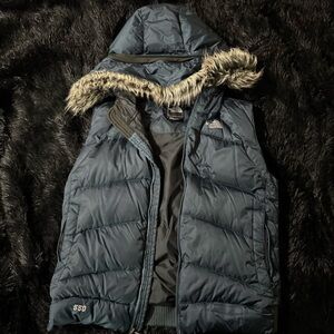 Women’s North Face 550 Puffer Vest with Detachable Faux Fur Hood